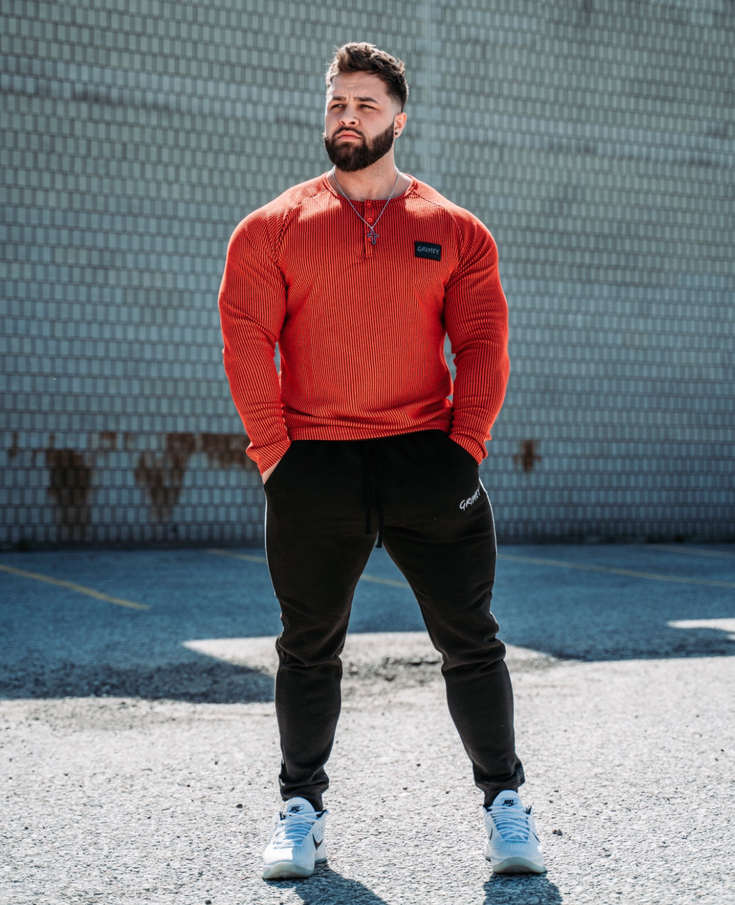 Bodybuilding Henley- Red