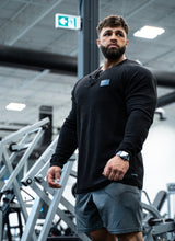 Load image into Gallery viewer, Bodybuilding Henley- Black
